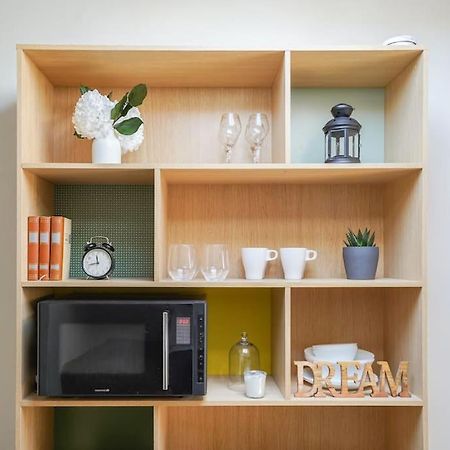 Studio Sous Les Toits Tres Bien Place Et Climatise Montpellier Luaran gambar