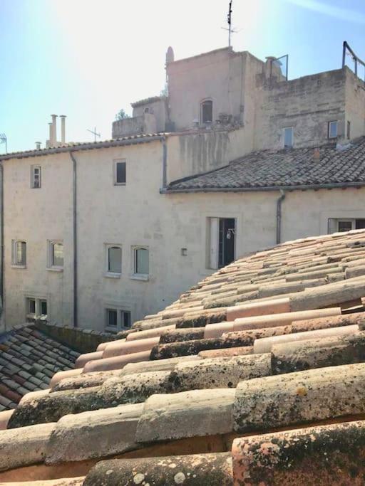 Studio Sous Les Toits Tres Bien Place Et Climatise Montpellier Luaran gambar